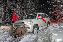 Вытащить застрявшую машину - м. Планерная