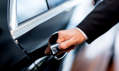 Как открыть заблокированную дверь автомобиля?